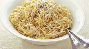 spaghetti-cacio-e-pepe_1